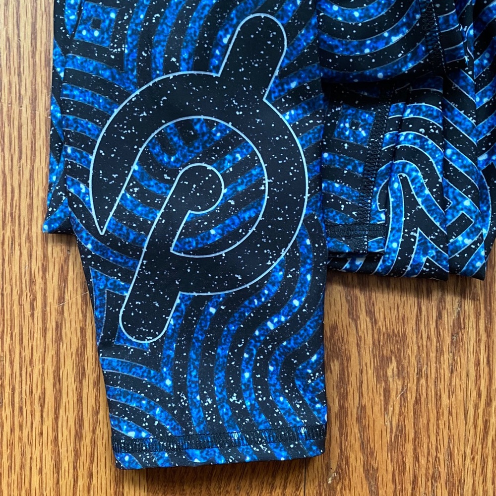 Peloton glitter galaxy leggings XL NWT
